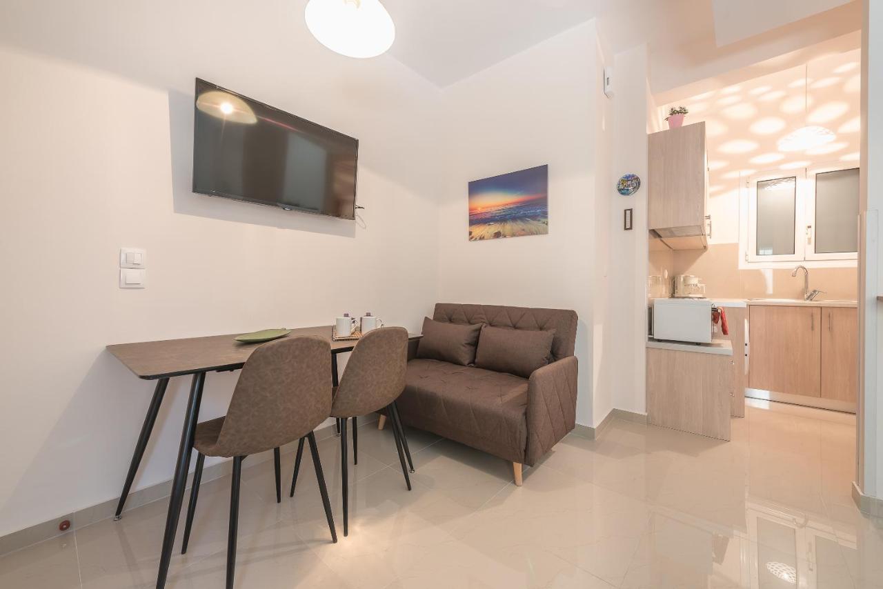 Appartamento Cozy Acropolis Studio By Cloudkeys Atene Esterno foto